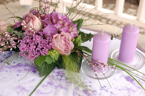 Variety of flower bouquets offered by local Tottenham Green florists